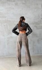 Jeansy Leopard Wide Leg - obrazek 3