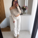 Kremowe jeansy damskie Cream Stitch | AMARÉ ATELIER